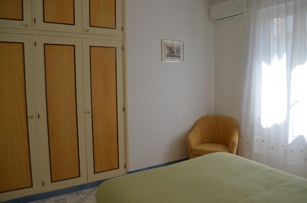 Casa Elena Apartment Maiori Bilik gambar